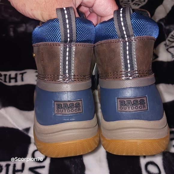 G.H. Bass Outdoor Waterproof Mid Field Boots Size 10 - Picture 11 of 13